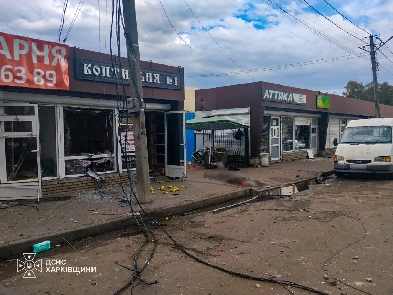 Повреждённые магазины рядом с рынком Лозовой, 22 октября 2026 года.