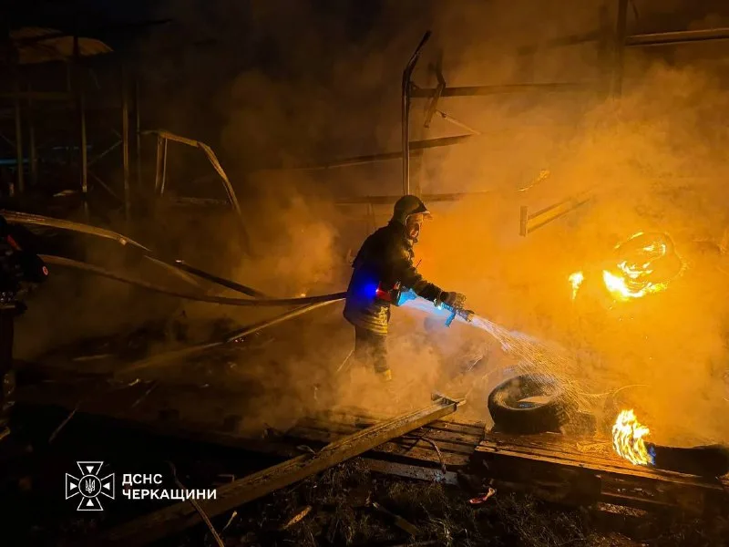 Ликвидация возгорания. Умань, 16 октября 2026