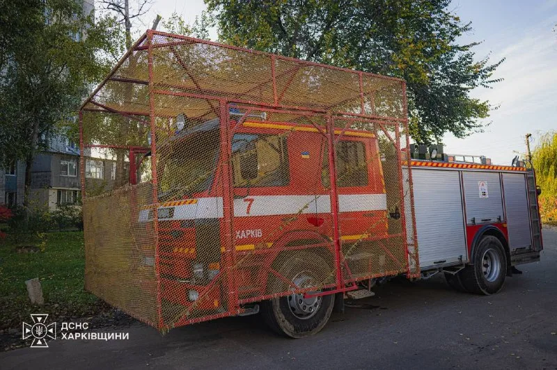 Пожарно-спасательный автомобиль на месте работ